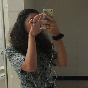 Meet your Posher, Olivia